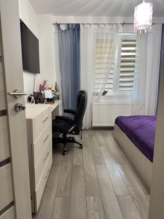 Vand apartament 2 camere tip studio