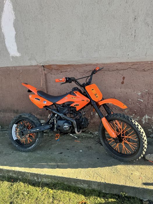 Vand sau schimb Cross 125cc