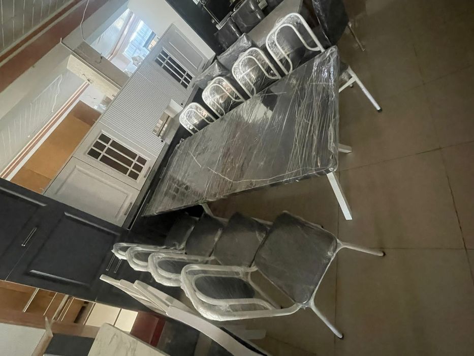 Стол и стуля  65000