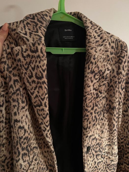 Палто и яке на гес