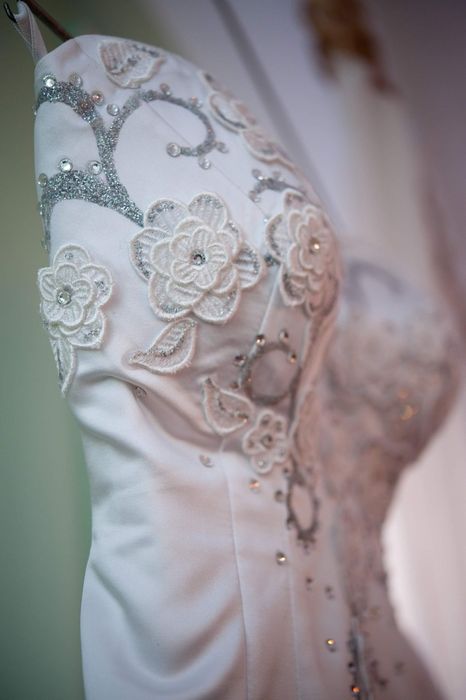 rochie mireasa superba M