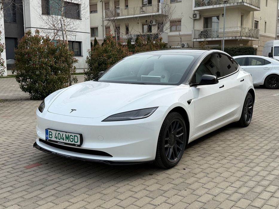 Tesla Model 3 Premium/LFP 60KWH RWD/Int alb/ ca noua