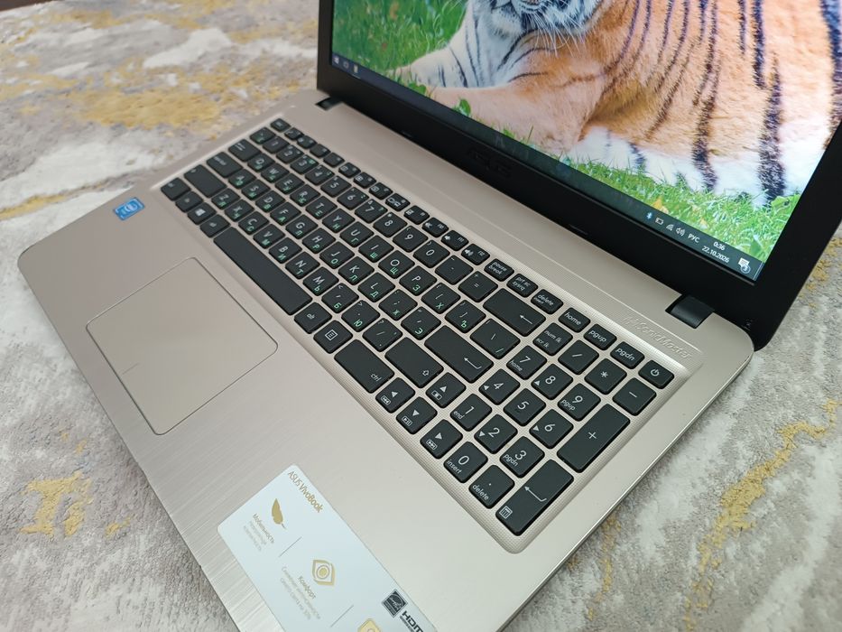 Ноутбук ASUS Windows 10.