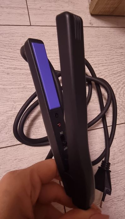 Мини преса за изправяне на коса Remington