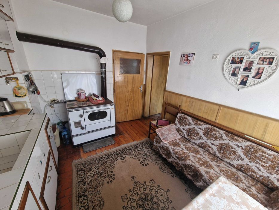 Продава се Многостаен апартамент в Благоевград, Орлова чука - 88 кв.м за 868 €/кв.м - Снимка #1