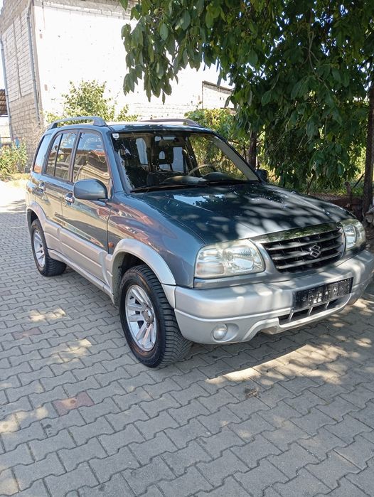 Suzuki grand Vitara Benzina 2.0 Autoturism