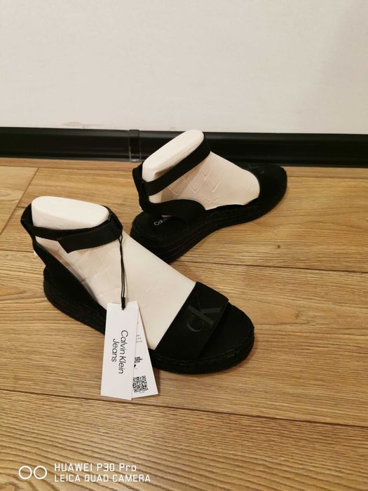 Дамски сандали Calvin Klein N39 нови