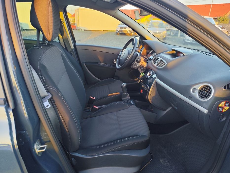 RENAULT Clio 2012 — imagine 2