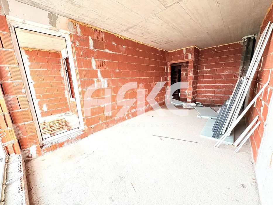 Двустаен апартамент в кв. Студентски град