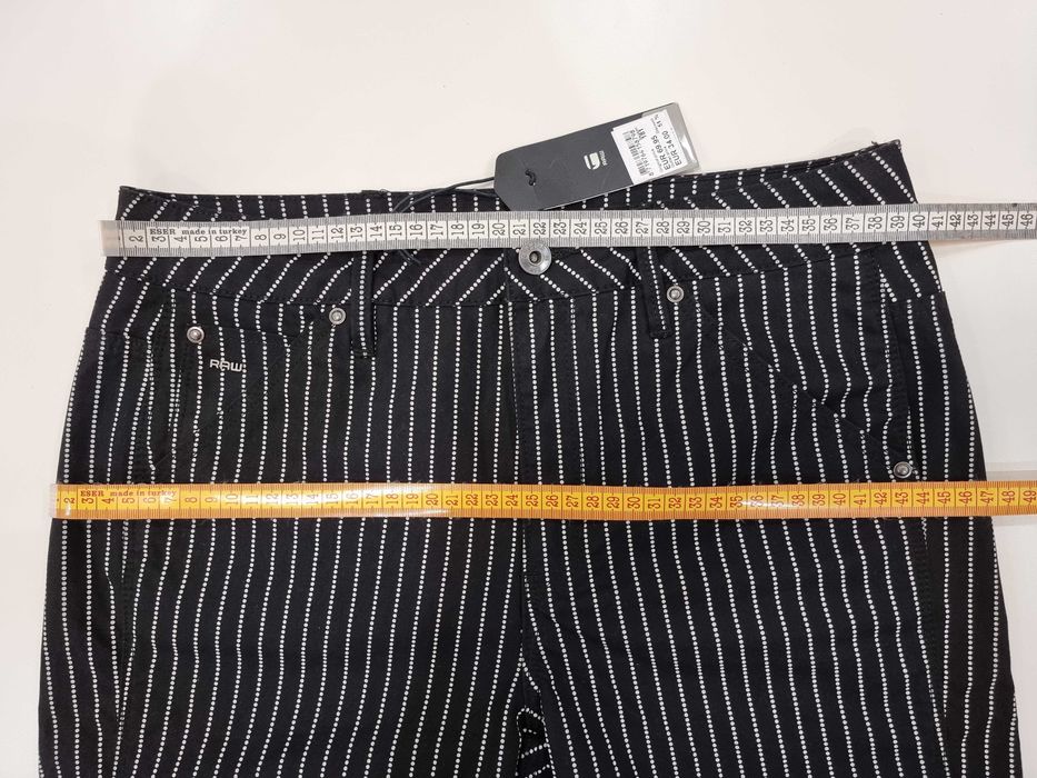 Дамски къси панталонки G-STAR RAW