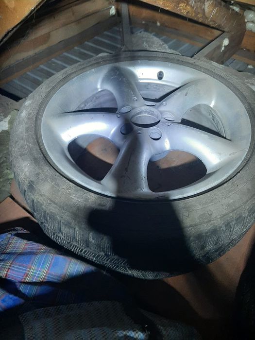 Продам  215/50/R17