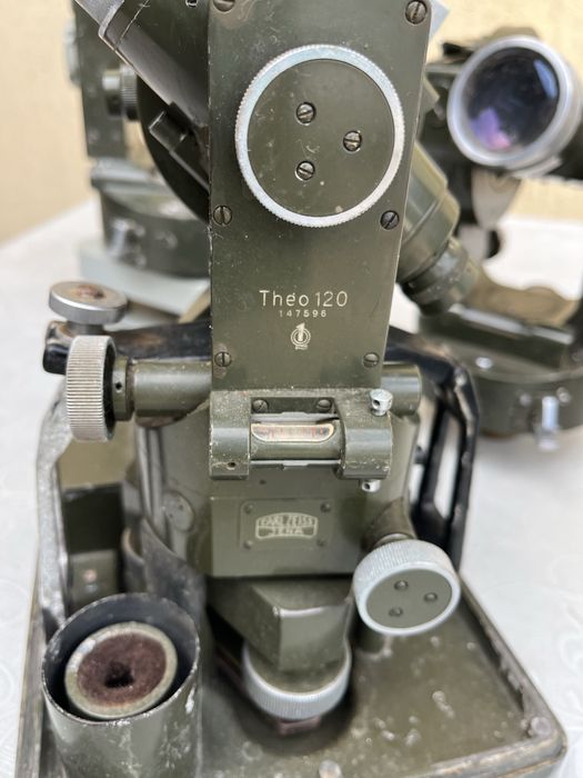 Nivelă veche de colectie optică Zeiss