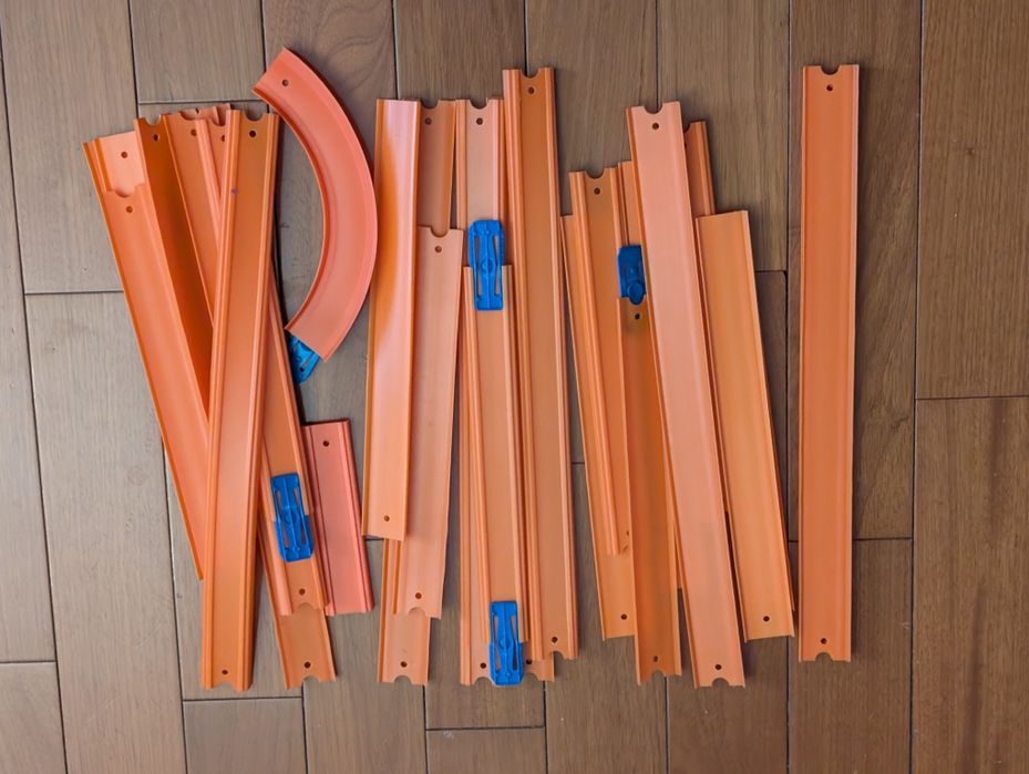 Треки и наборы hotwheels