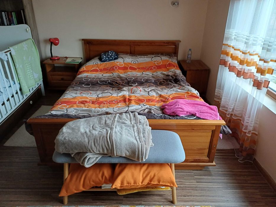 Спален комплект от дърво