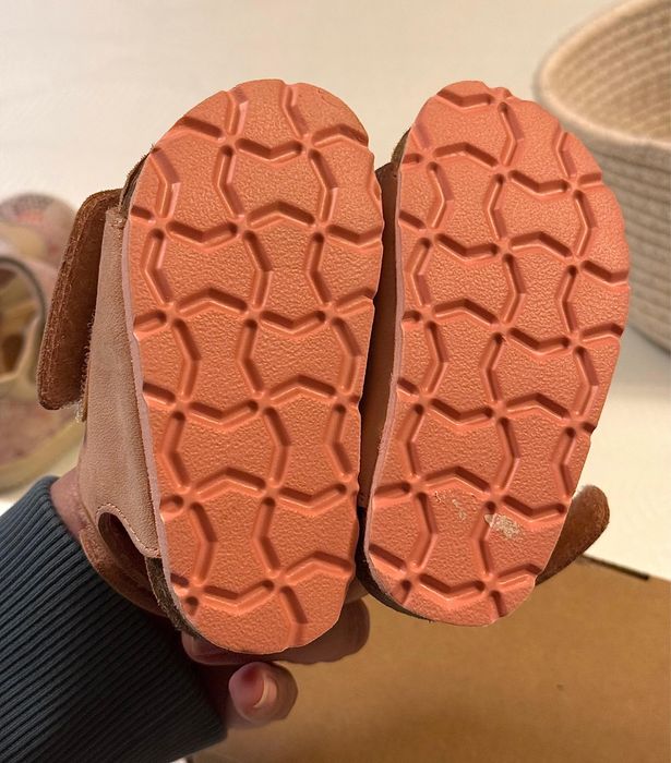 vand sandalute piele bebe