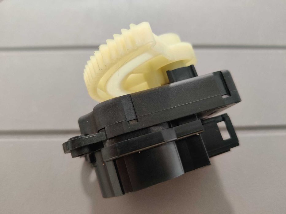 Citroen C5 X7 Двигател на климатик десен 6479 48