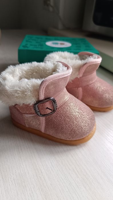 Продам детская обувь 17рр