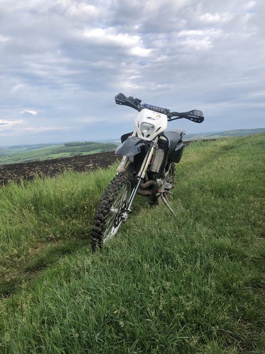 Yamaha wr200 2 t powervalve ATENTI PRETUL ESTE  IN EUROO