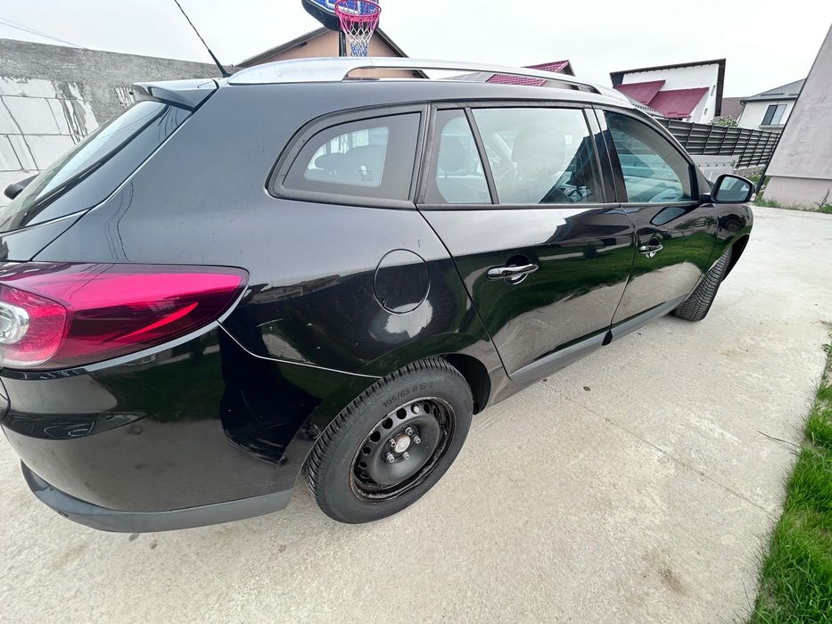 Vand sau schimb cu atv Megane 3 break propietar