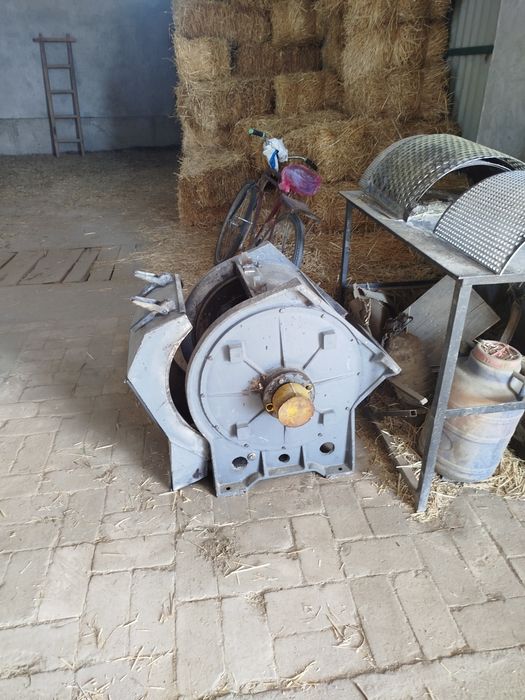 Drabilka yem chiqaradigan