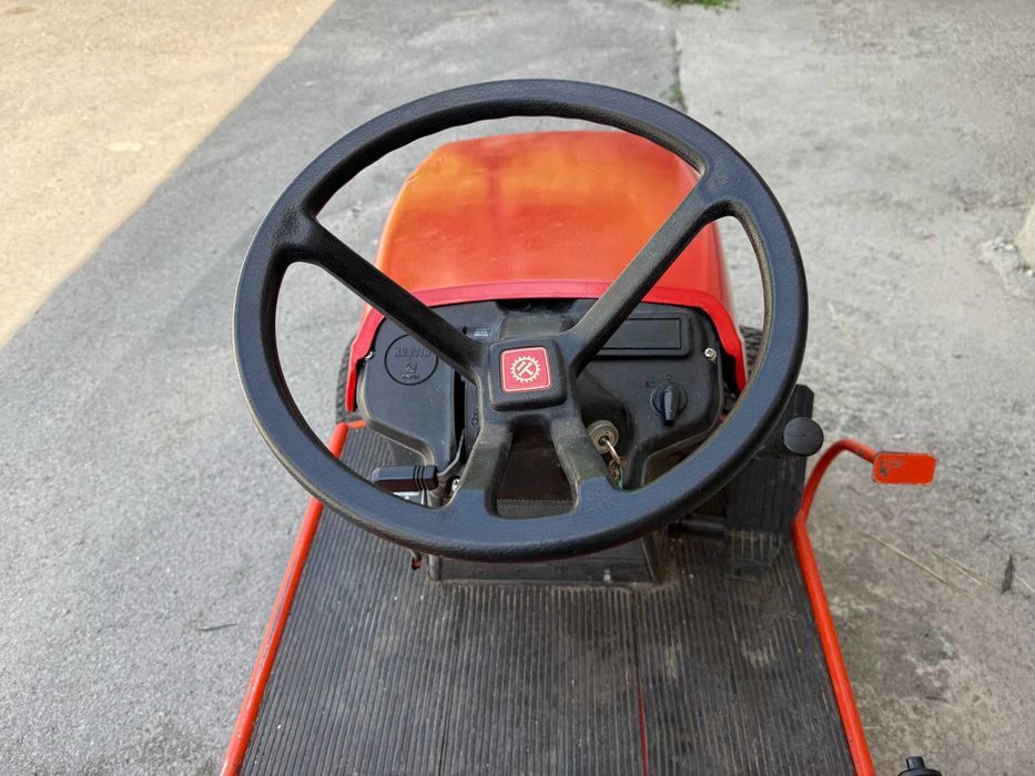 Тракторна косачка KUBOTA без косилен апарат 13.5 кс