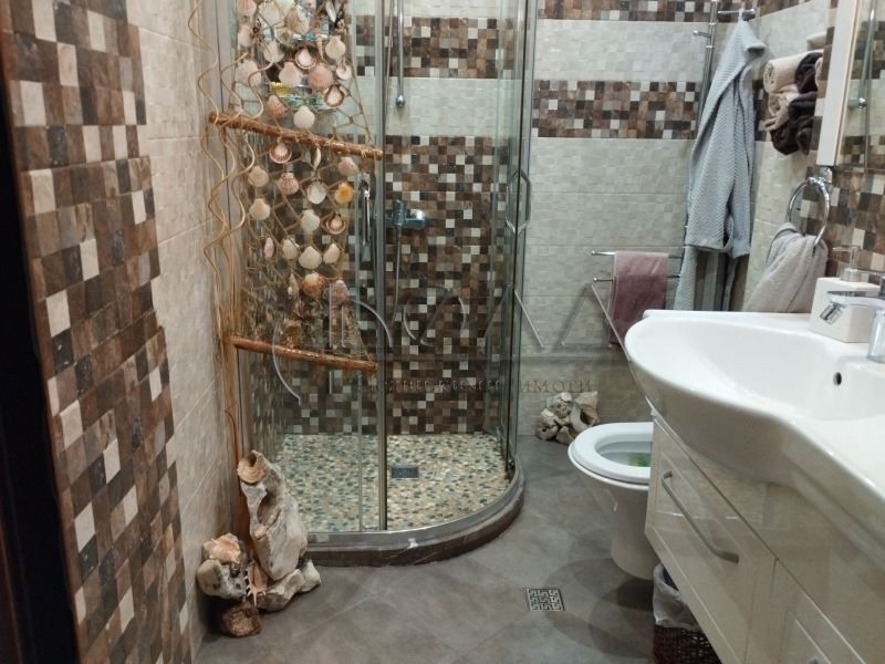 Продава се Двустаен апартамент в София, Разсадника - 65 кв.м за 2385 €/кв.м - Снимка #10