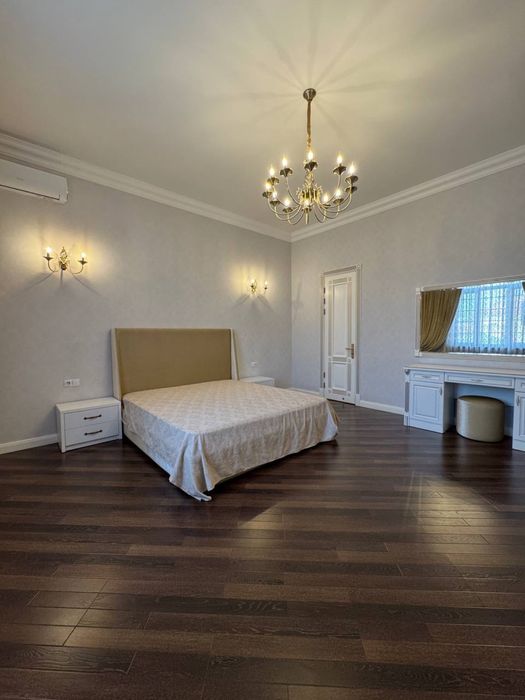 Срочно сдается жилой дом на улице Амира темура!!!