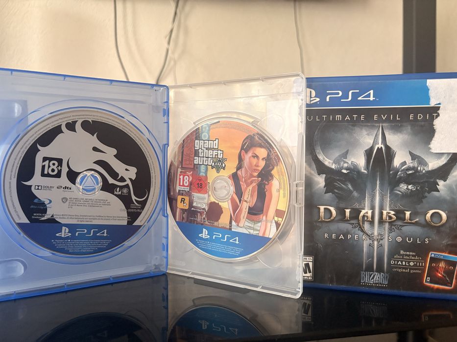 Sony playstation 4 slim  , ps4 slim