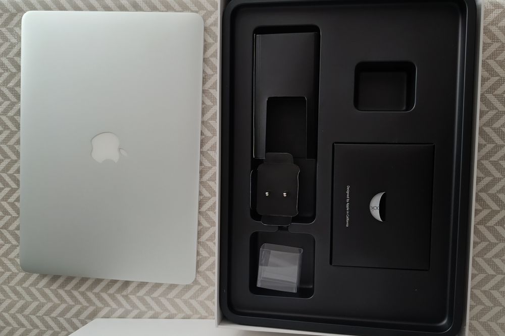 MacBook air 13 8/128