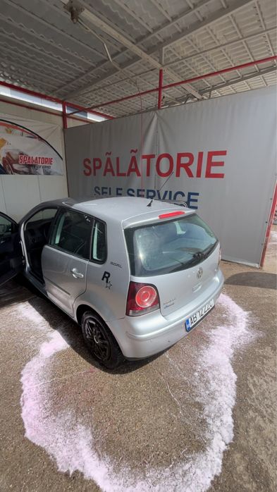 Vand polo 1.2 benzina