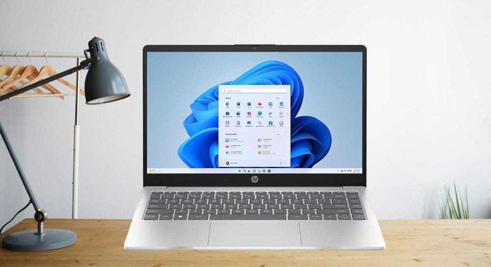 HP 14-ep0299nr Intel Core i3-N305/ DDR4 8GB/ SSD 256GB/ 14" FHD/Silver
