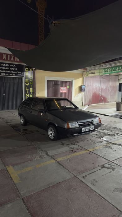 Lada vaz 2108 sotiladi yoki obmen