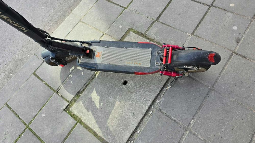 Електрическа тротинетка KUGOO KIRIN M4 Pro