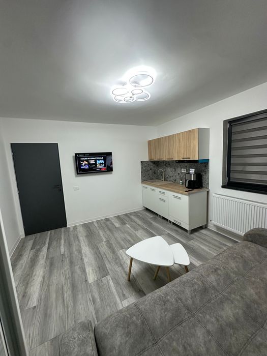 inchiriez garsoniera central nou moderna zona liceu ecaterina