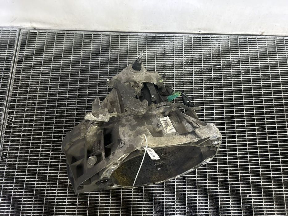 Cutie de viteze Nissan Qashqai Facelift 2.0 Benzina 2010 - 2013 141CP Manuala 6 Trepte ...