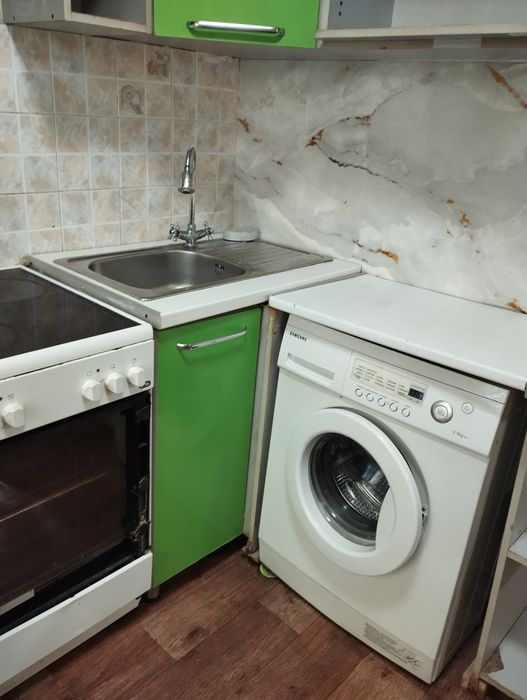 Продам кухонный гарнитур.