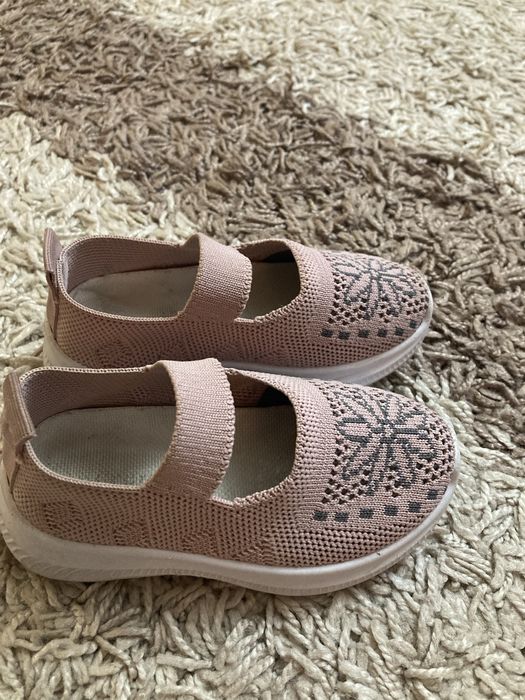 Детская обувь для девочки