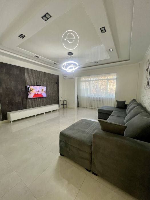 Продается 3-х комнатная на Ц-2 Алайский рынок