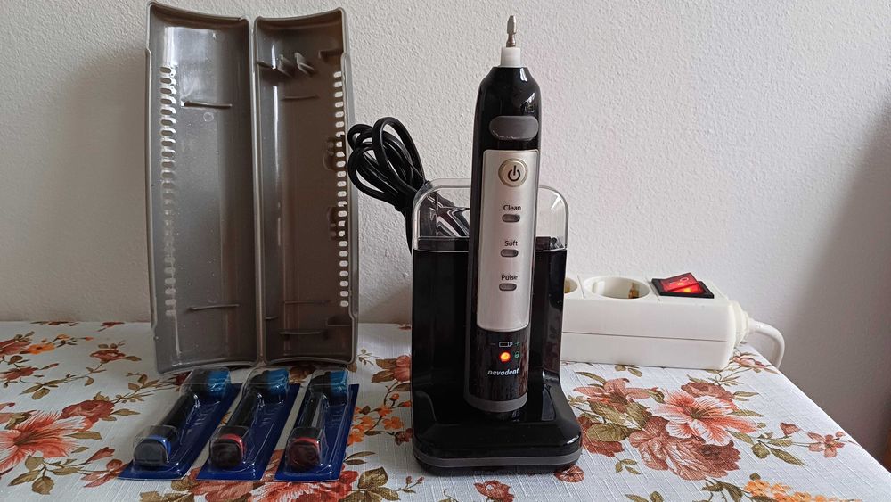 Periuța electrica Nevadent