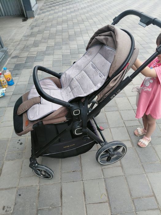 Коляска прогулочная New lux беж.
