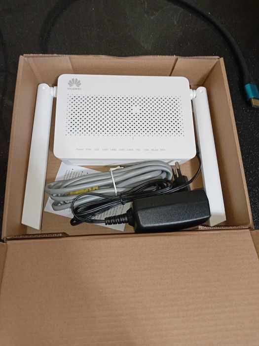 Роутер Huawei WiFi