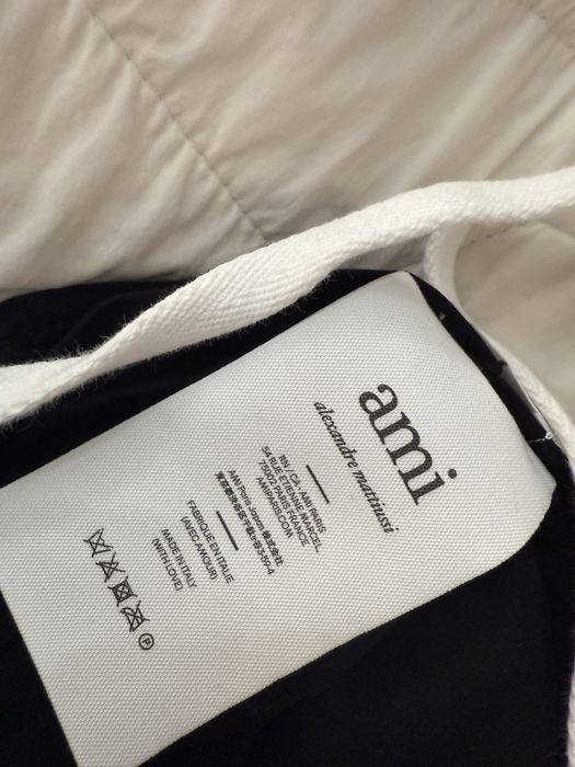 Ami bucket hat white