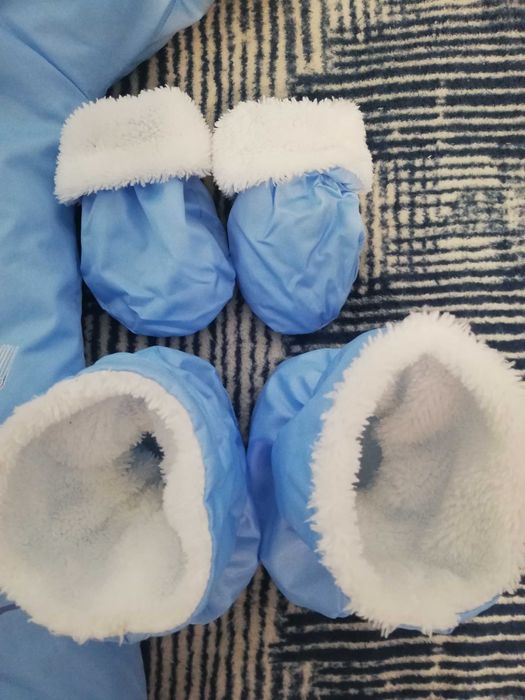 Зимен бебешки космонафт