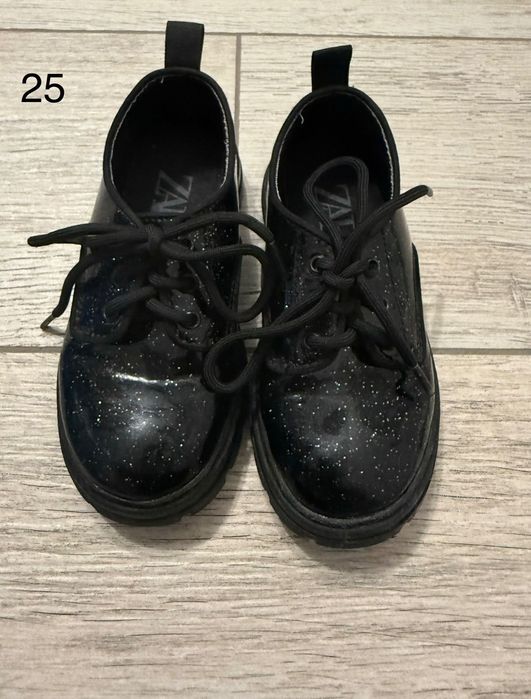 Încălțăminte zara
