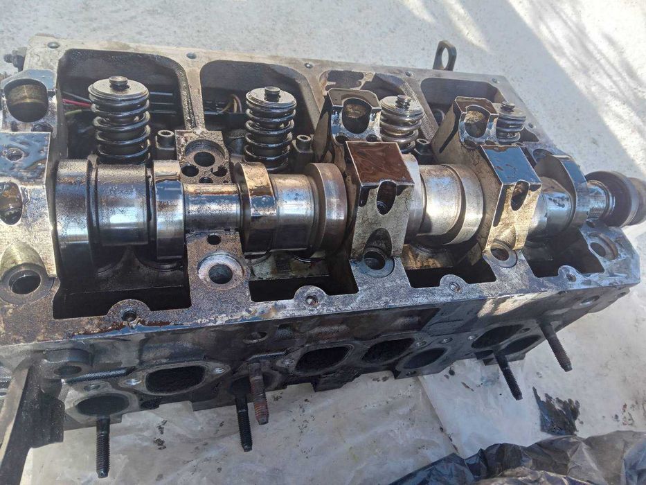 Цилиндрова глава за Audi A4 B7 / VW / Passat 2.0 TDI 140 к.с. (код на мотора BPW) – 8V