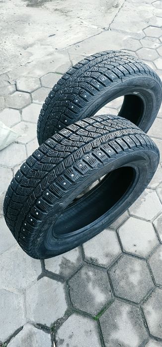 Шины зимние шипованные 205/60 R16 2шт.