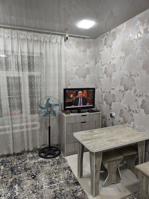 1 комнатную квартиру Сергели 2. Студия с обстановкой. Бывшее общежитие