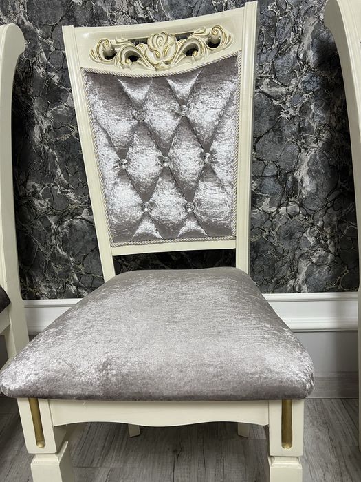 Стулья для гостинной