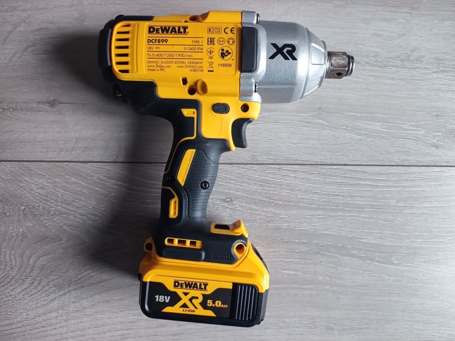 DeWalt DCF899 pistol cu impact