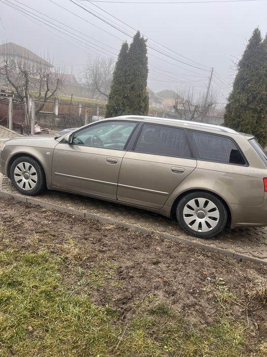Vand audi a 4 b 7 in stare impecabila